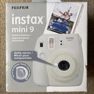 Fujifilm Instax Mini 9